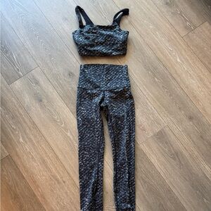 Black and Gray Patterned Activewear Set